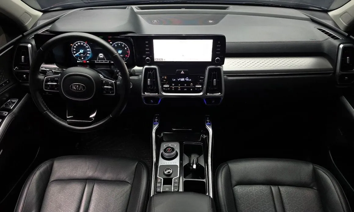 Kia Sorento — фото 9