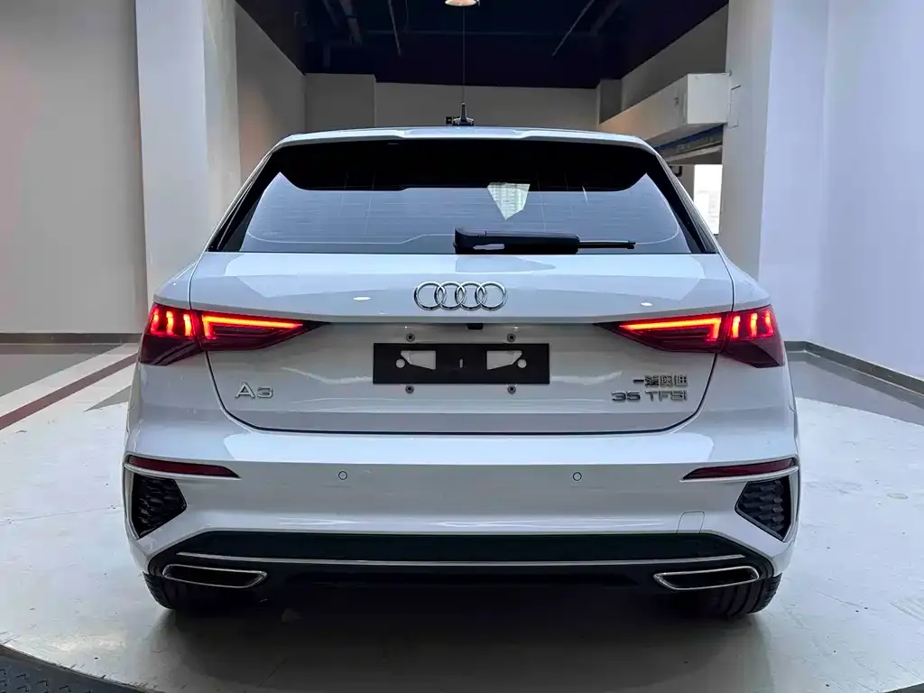 Audi A3 — фото 2