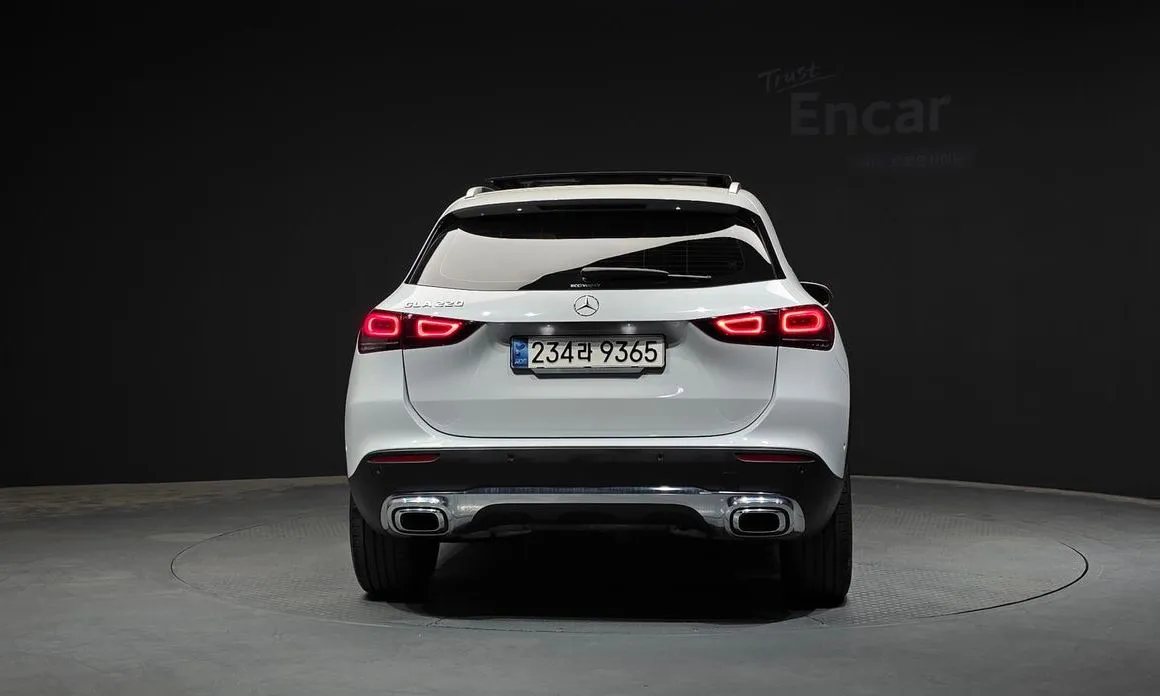 Mercedes-Benz GLA-Class — фото 4