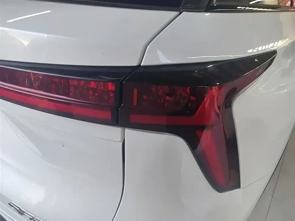 Changan CS75PLUS — фото 2