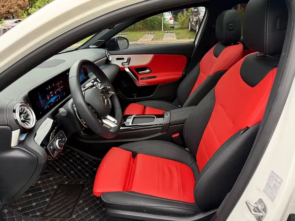 Mercedes-Benz A-Class AMG — фото 5