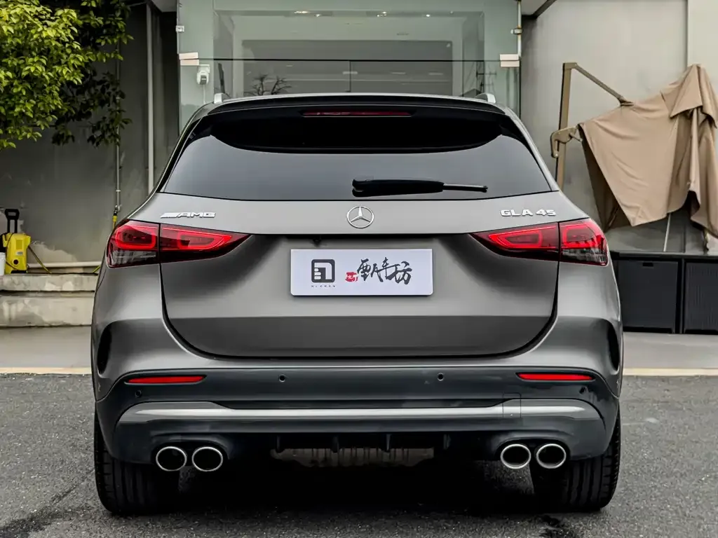 Mercedes-Benz GLA AMG — фото 6