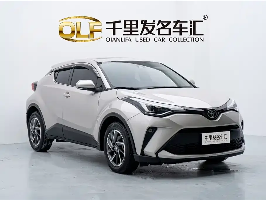 Toyota C-HR — фото 6