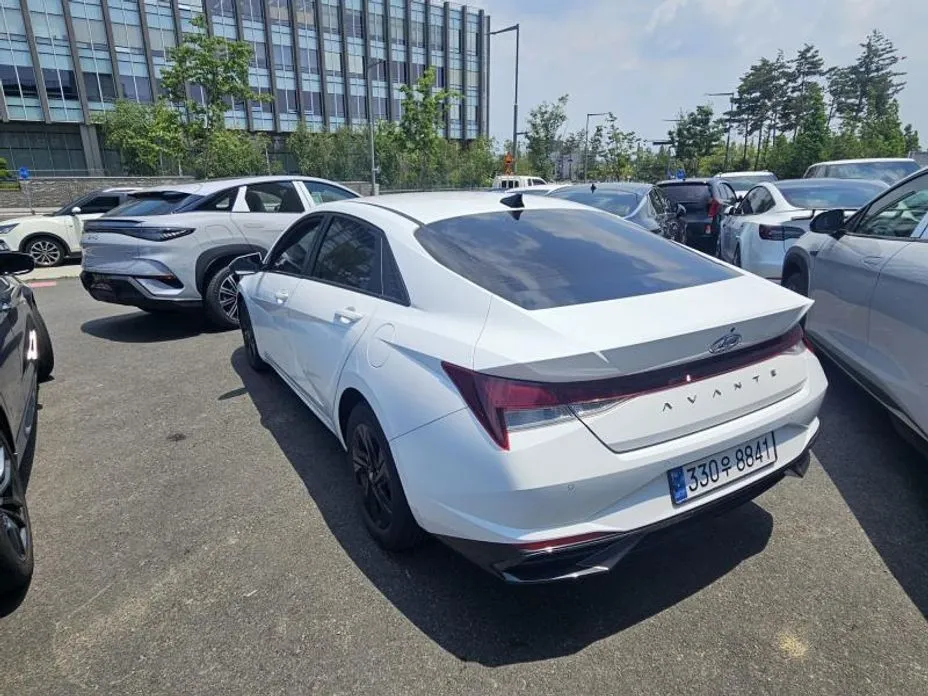 Hyundai AVANTE — фото 6