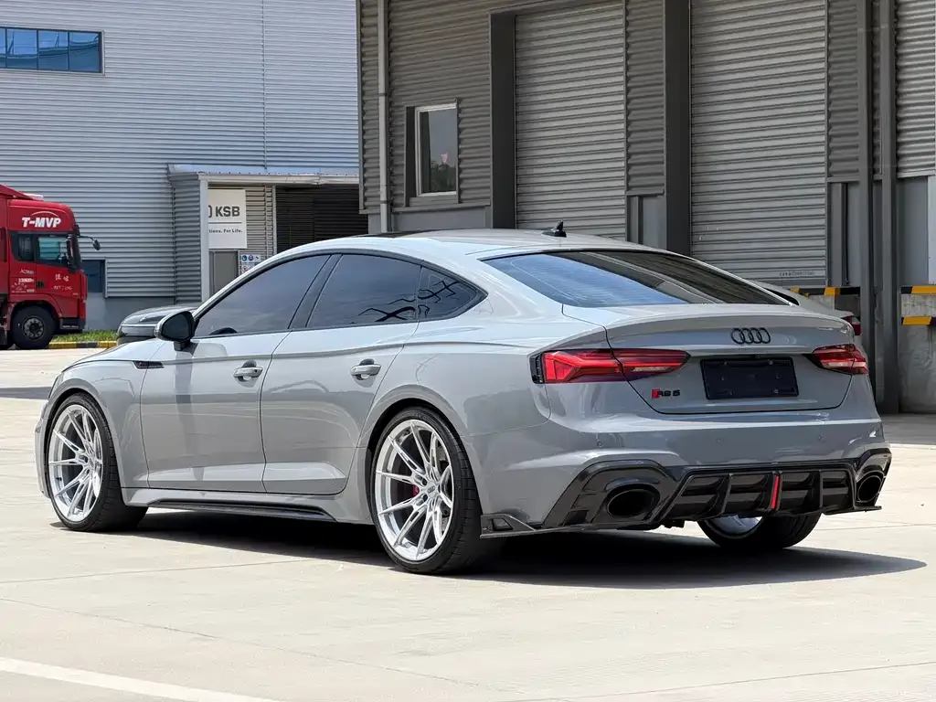 Audi RS 5 — фото 8