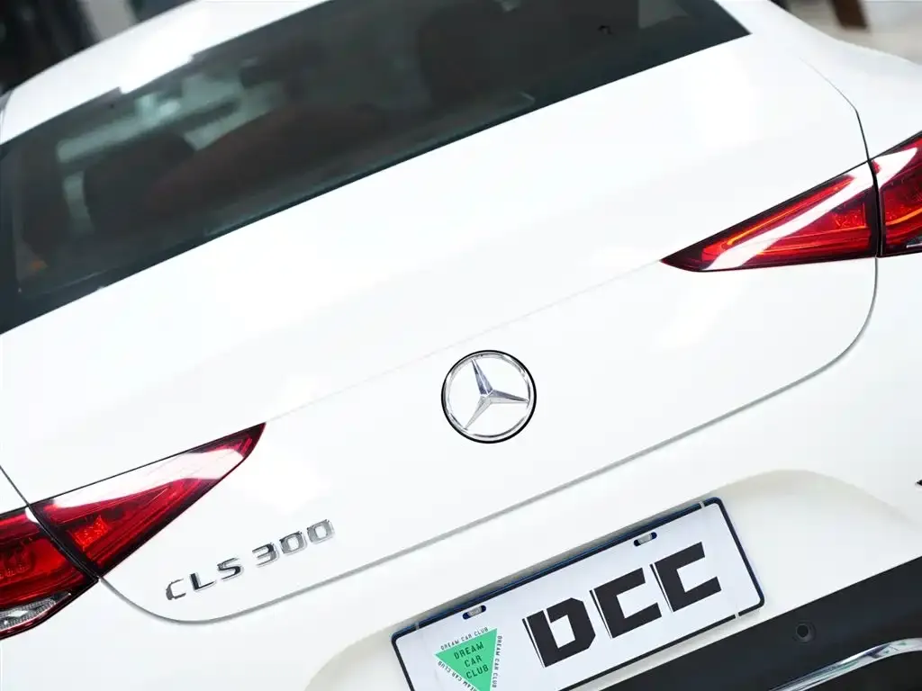 Mercedes-Benz CLS — фото 2
