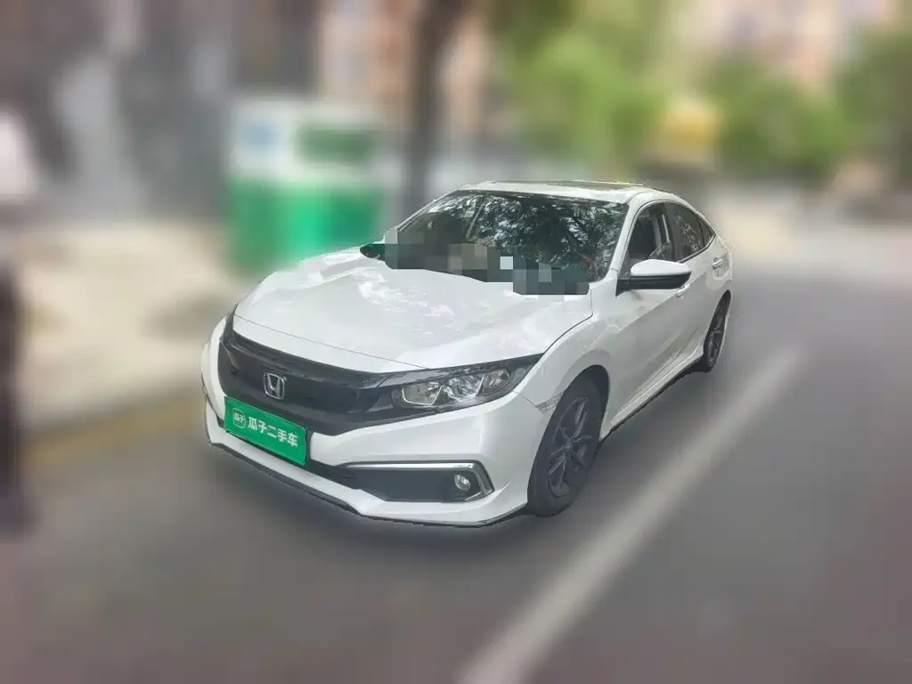 Honda Civic — фото 1