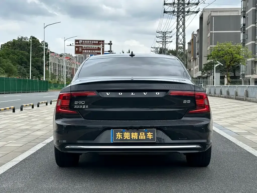 Volvo S90 — фото 7