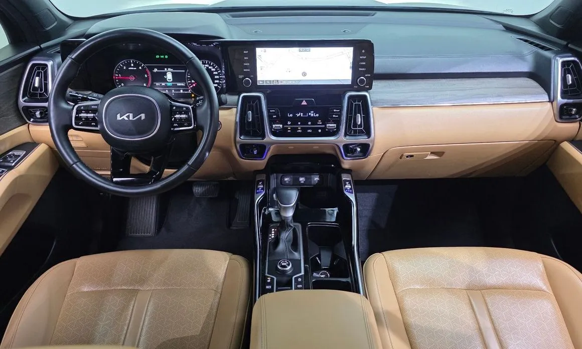 Kia Sorento — фото 7