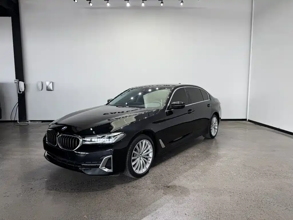 BMW 5 Series — фото 2