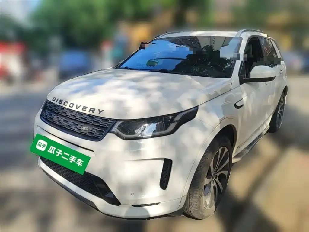 Land Rover Discovery Sport — фото 1