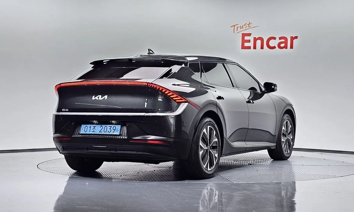 Kia EV6 — фото 2
