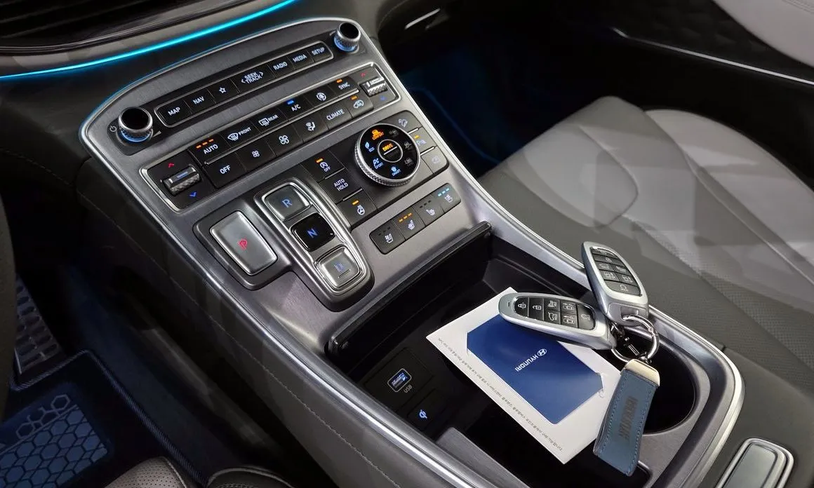 Hyundai Santafe — фото 7