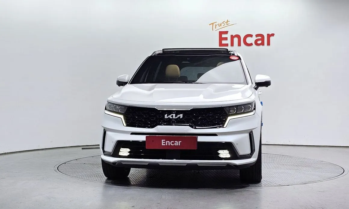 Kia Sorento — фото 8