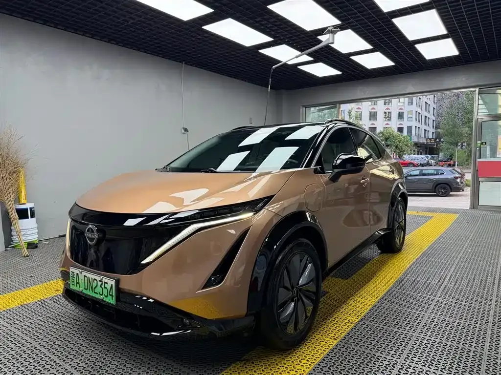 Nissan Ariya — фото 1