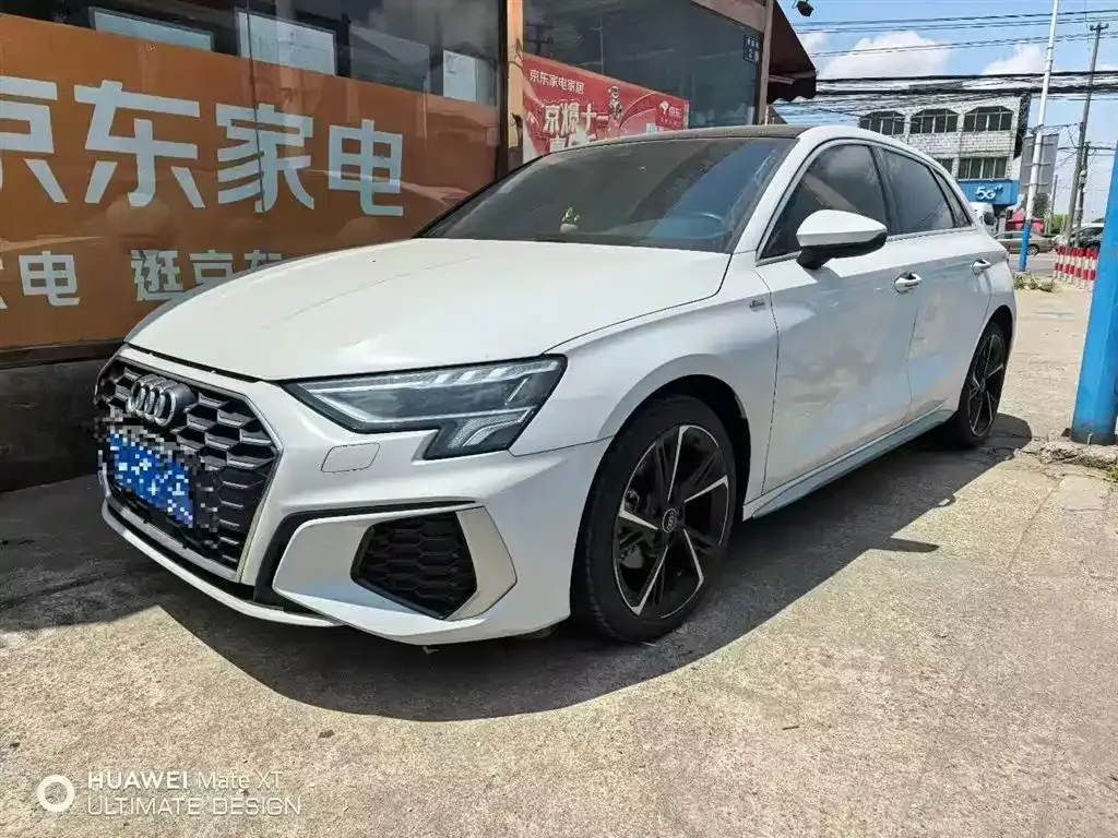 Audi A3 — фото 1