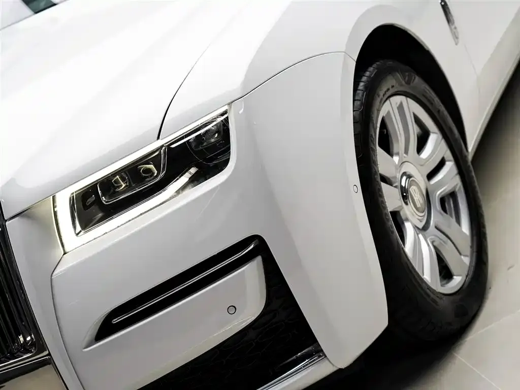 Rolls-Royce Ghost — фото 6