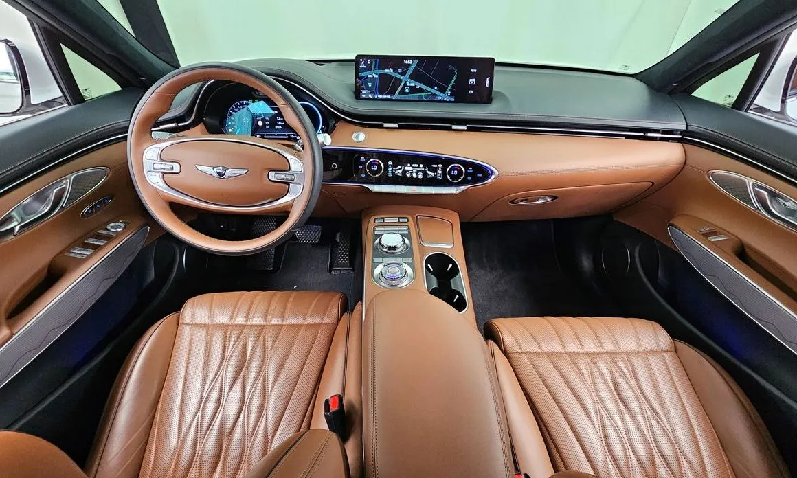 Genesis GV70 — фото 10