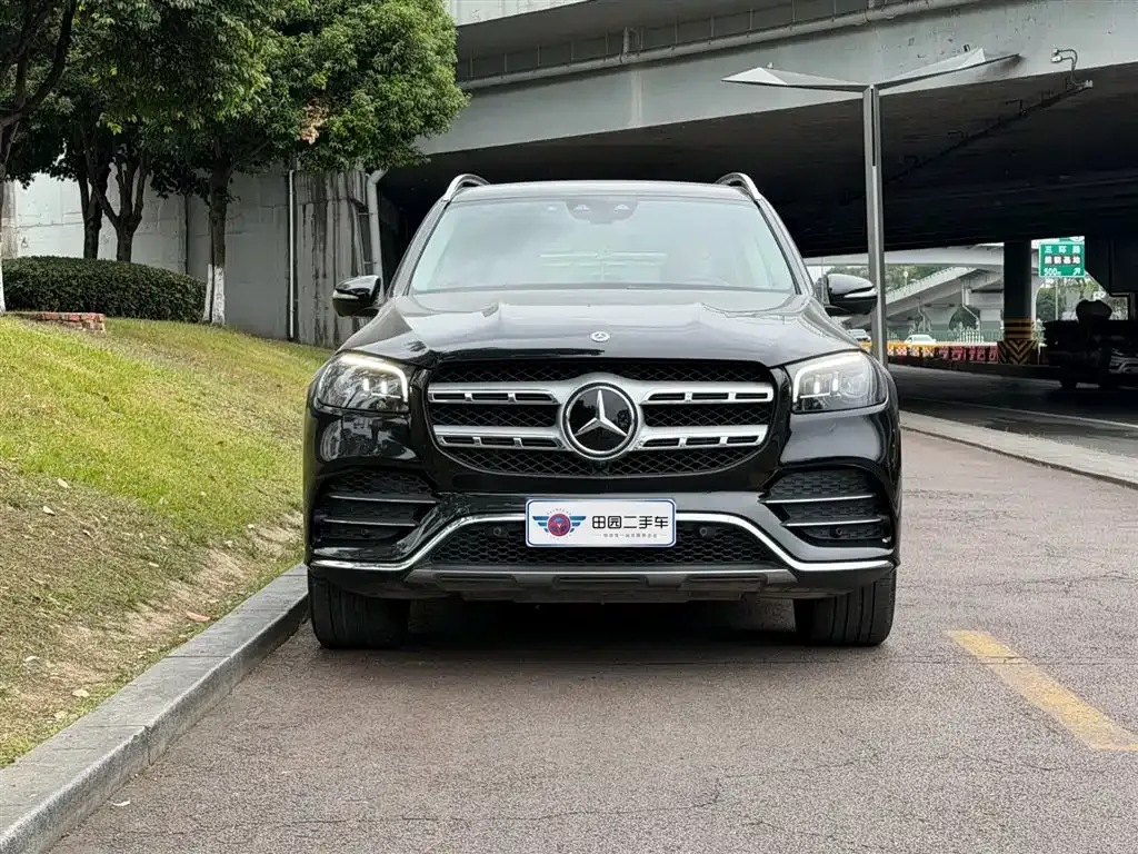Mercedes-Benz GLS — фото 6