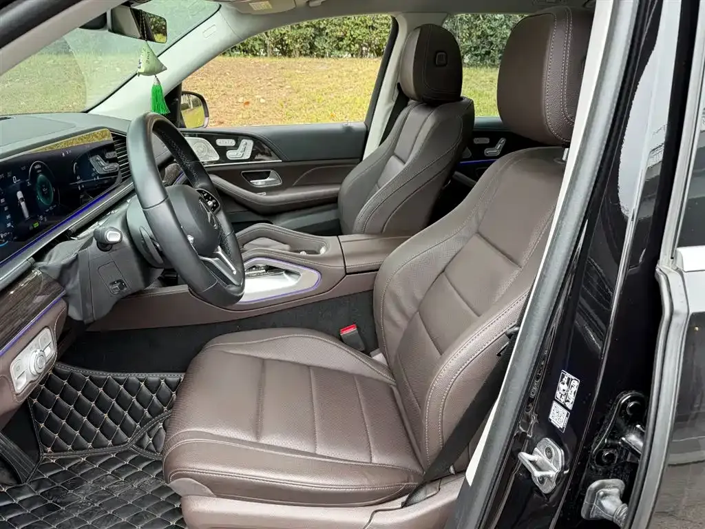 Mercedes-Benz GLS — фото 2