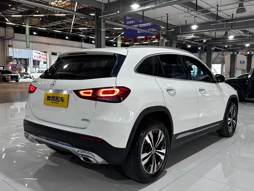 Mercedes-Benz GLA — фото 2