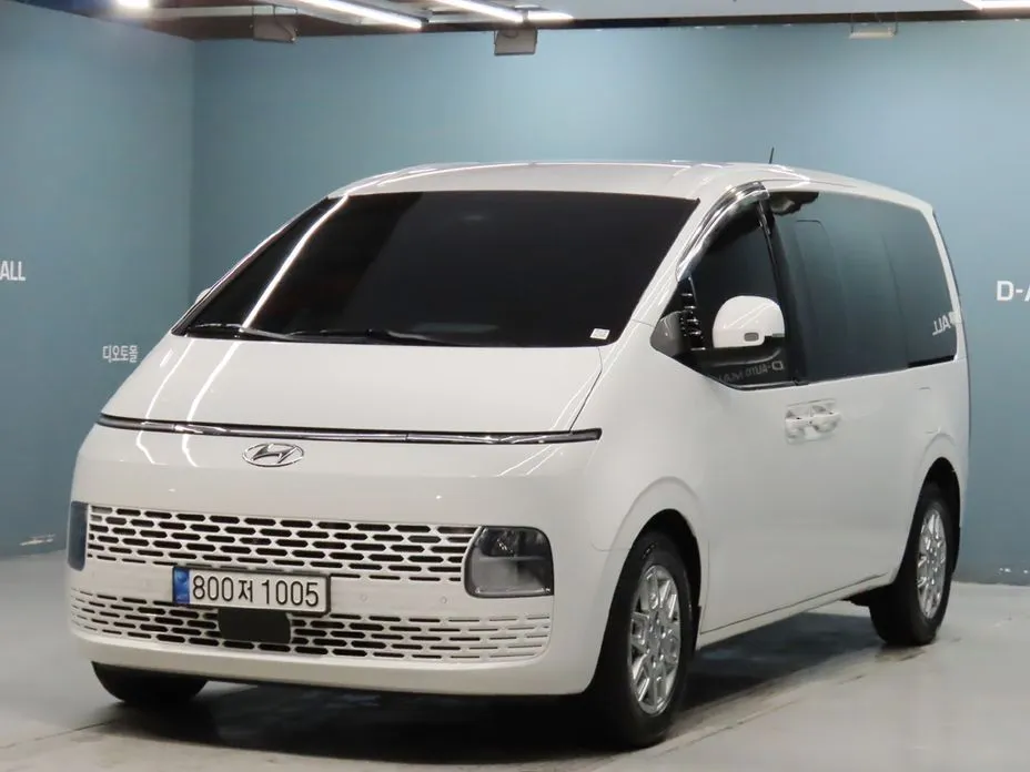 Hyundai Staria — фото 2