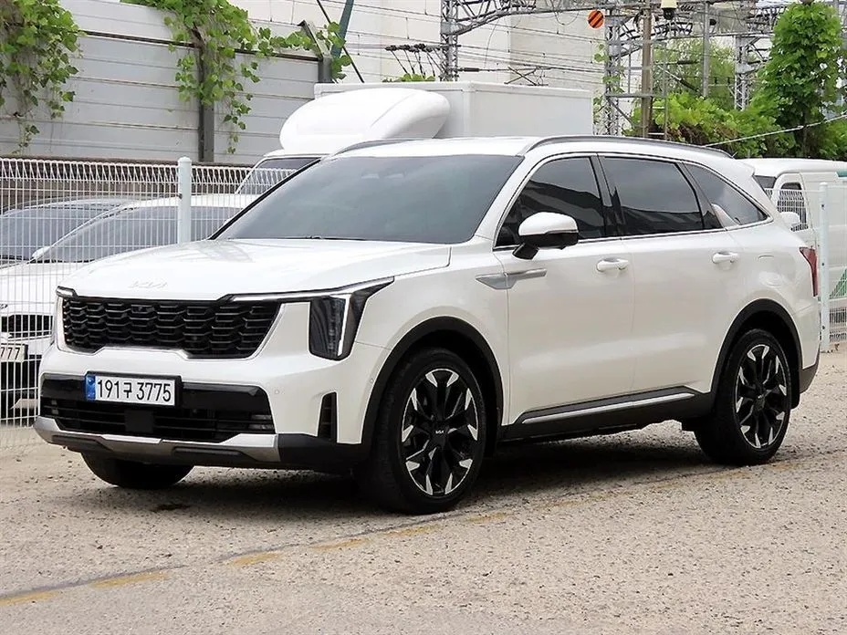 Kia Sorento — фото 1