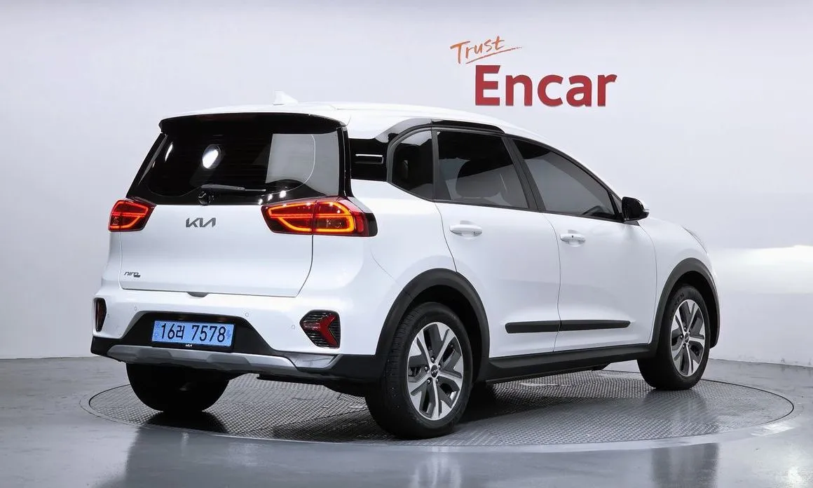 Kia Niro — фото 3