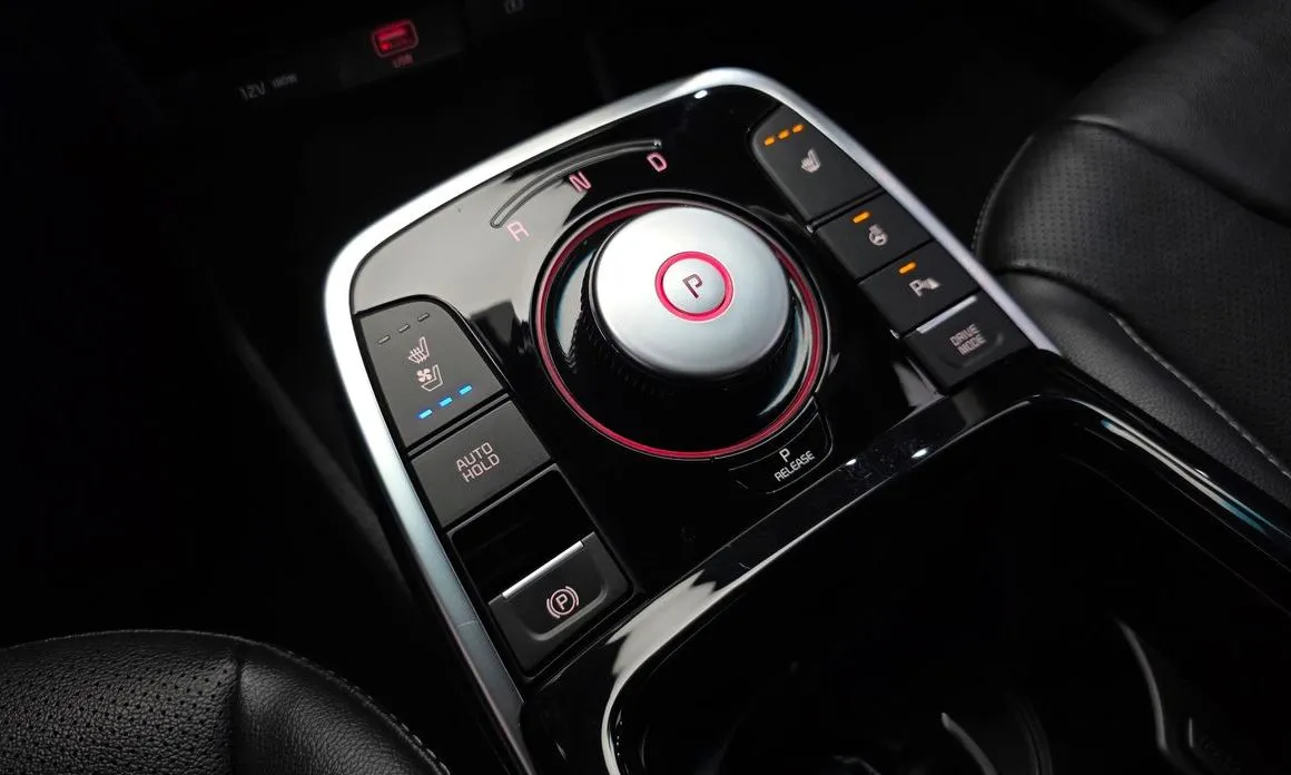 Kia Niro — фото 6