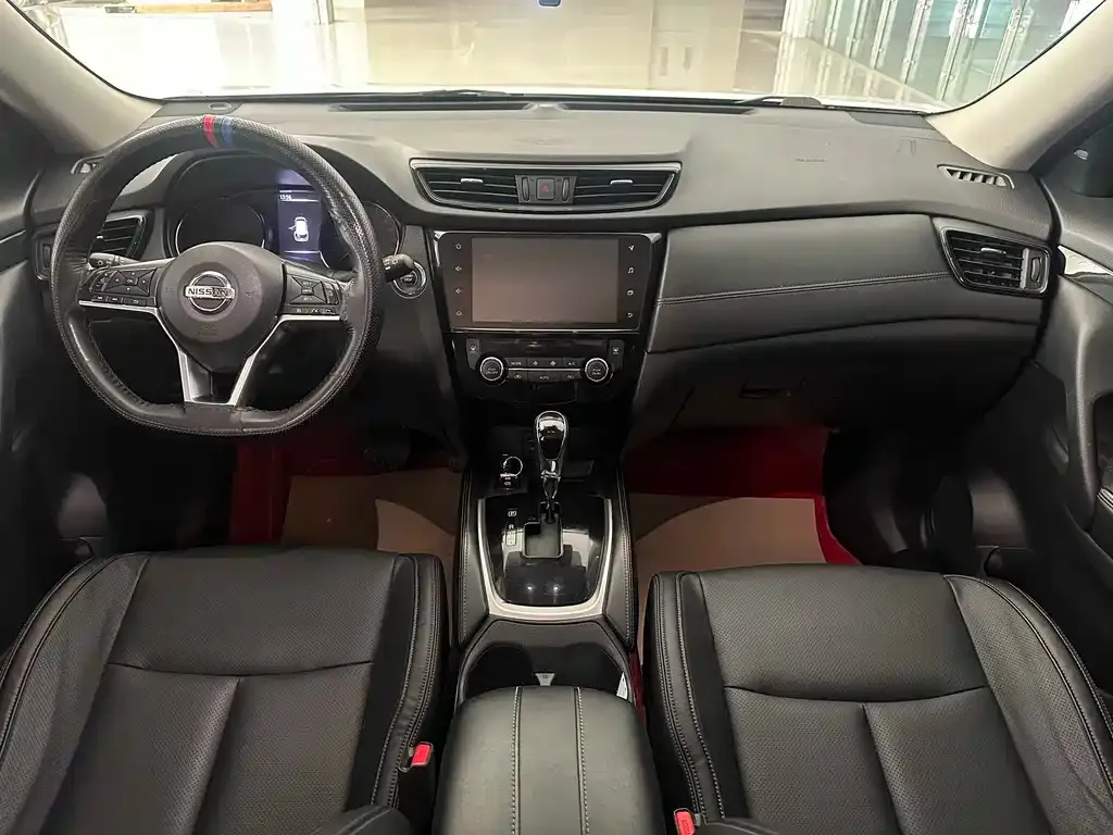 Nissan X-Trail — фото 9