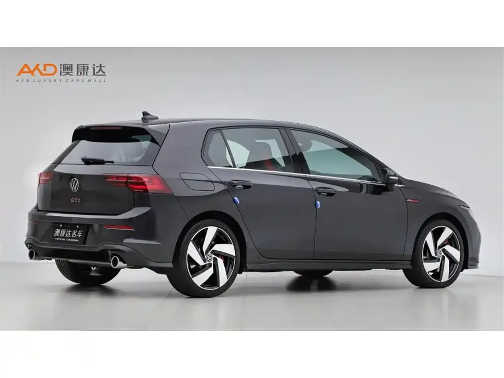Volkswagen Golf GTI — фото 7
