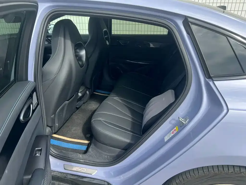 BYD Seal — фото 6