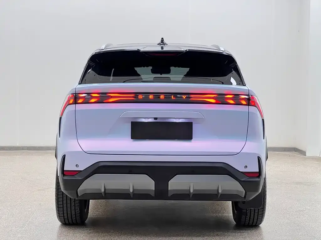 Geely Galaxy L7 — фото 3