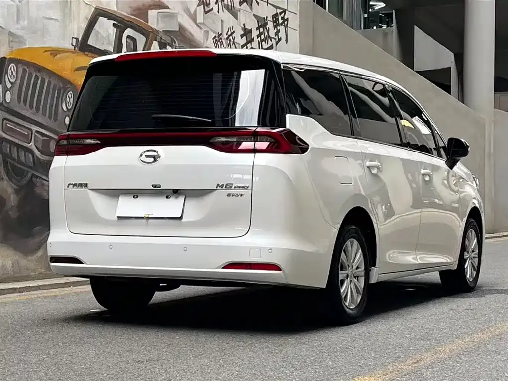 GAC Motor Trumpchi M6 — фото 7