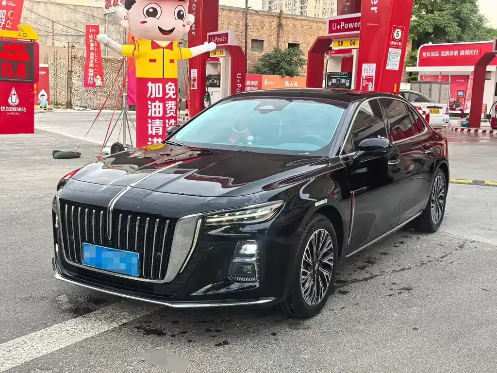 Hongqi H5 — фото 1