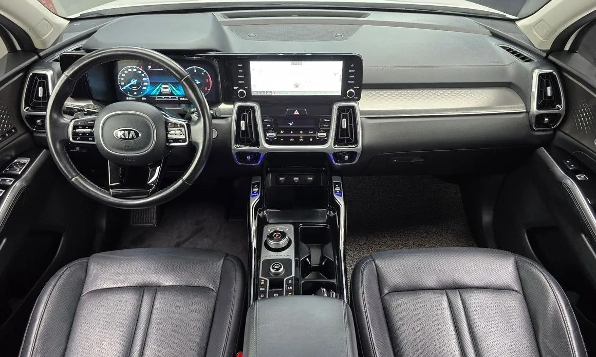 Kia Sorento — фото 10