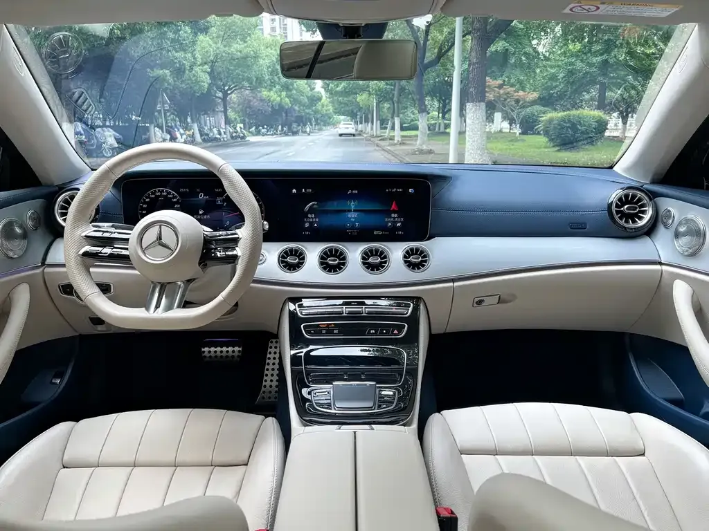 Mercedes-Benz E-Class (Import) — фото 2