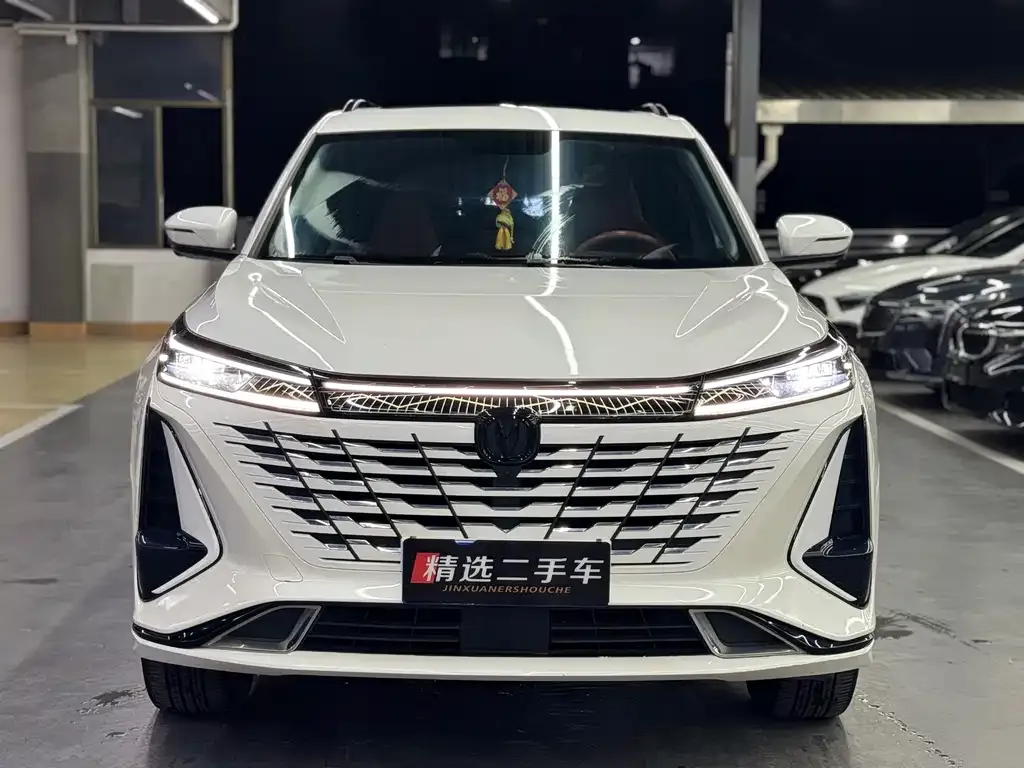 Changan CS75PLUS — фото 3
