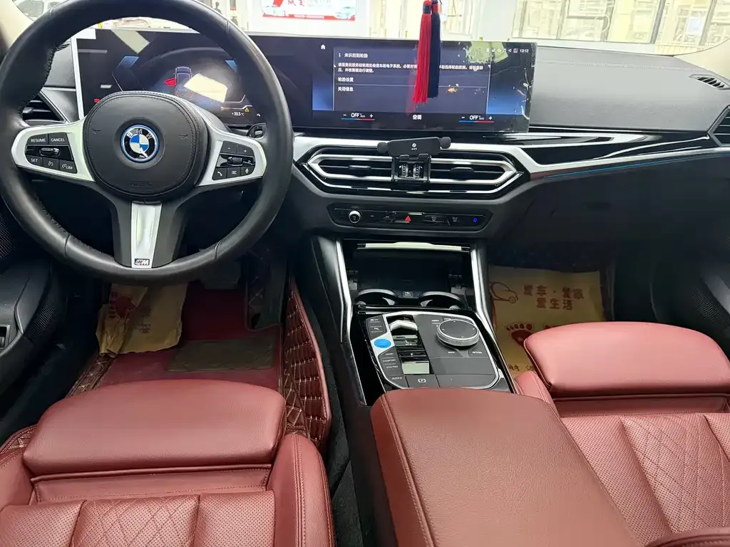 BMW i3 — фото 7