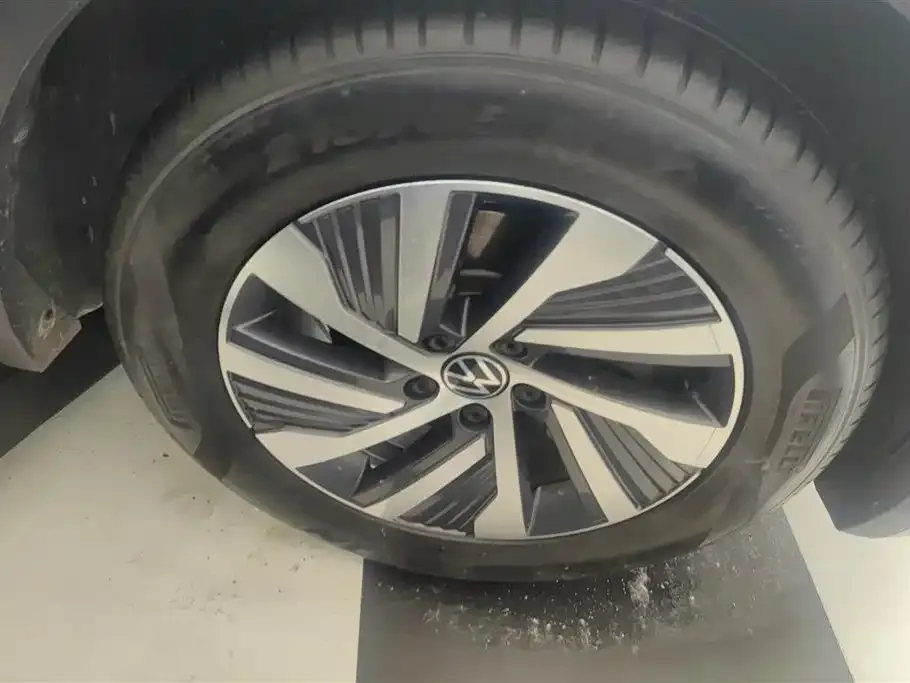 Volkswagen 途观L插电混动 — фото 10