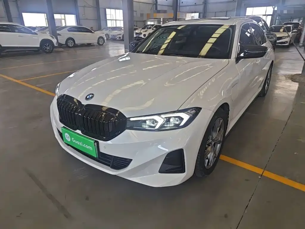 BMW i3 — фото 1