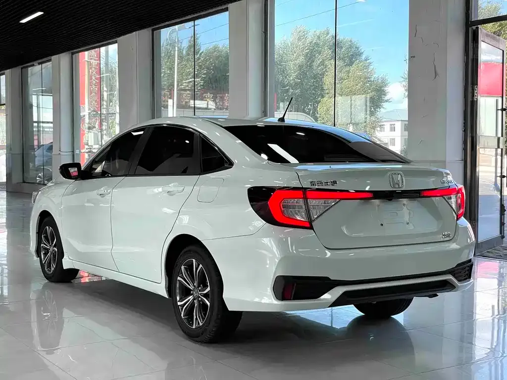 Honda Envix — фото 5