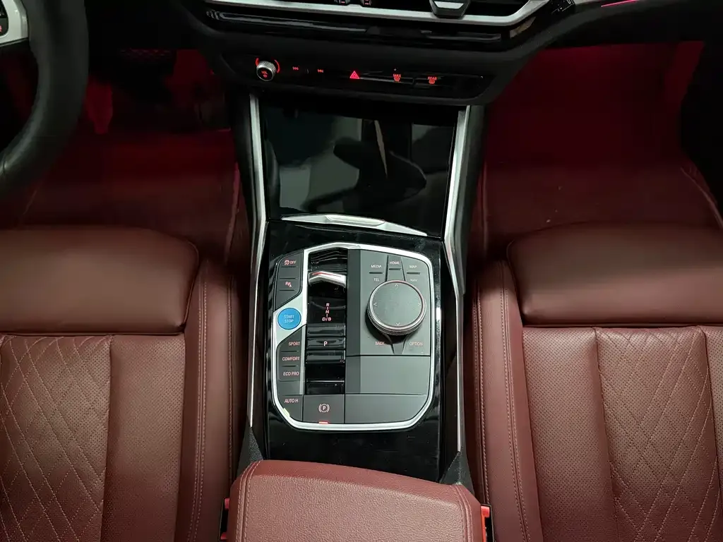 BMW i3 — фото 10