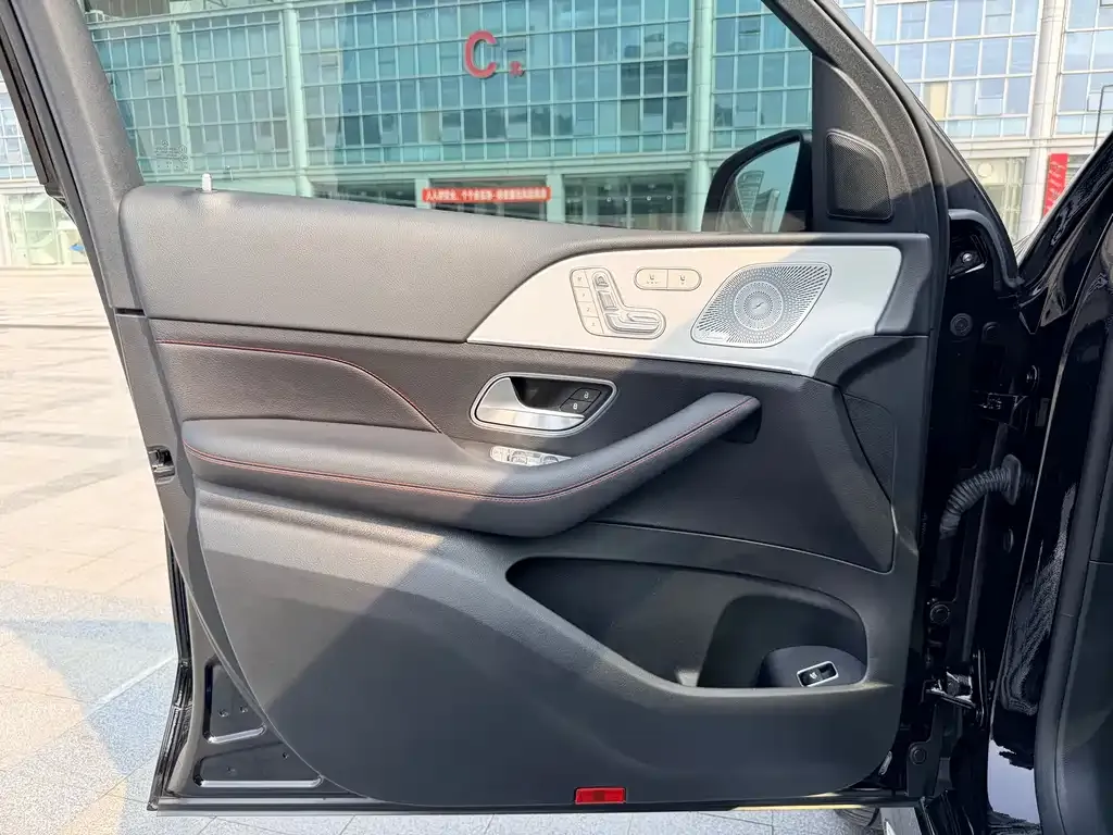 Mercedes-Benz GLE AMG — фото 10