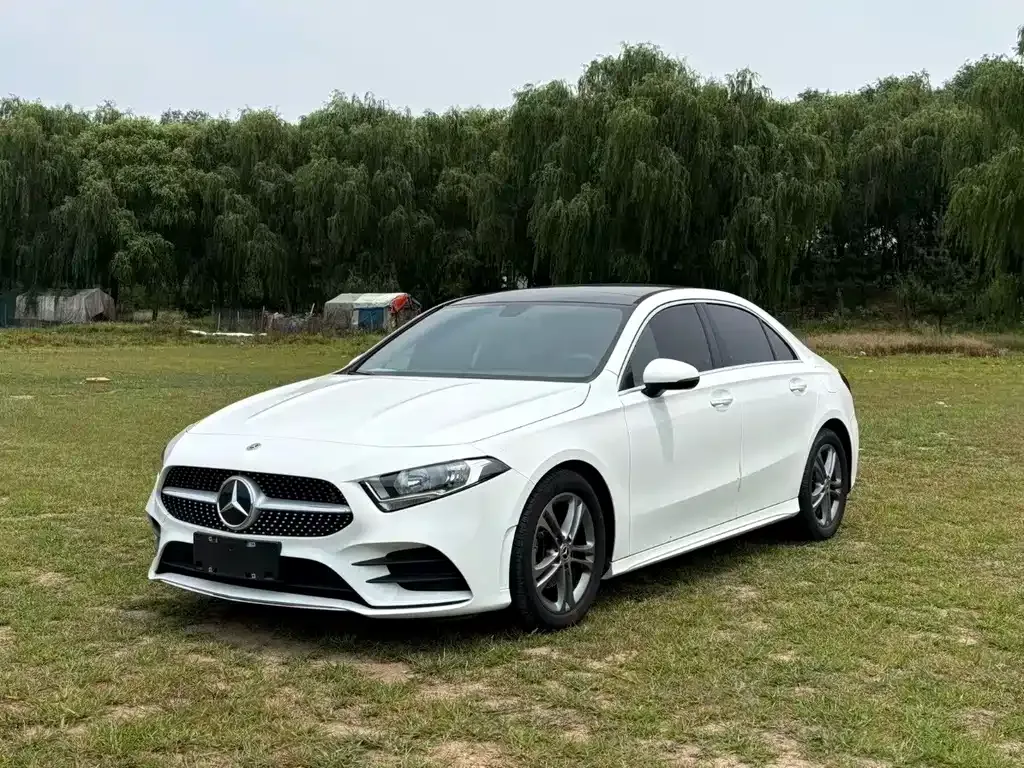 Mercedes-Benz A-Class — фото 1