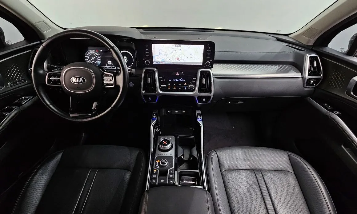 Kia Sorento — фото 5