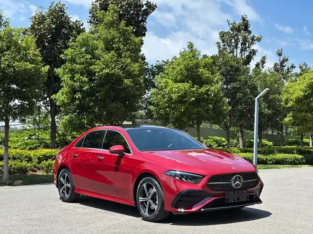 Mercedes-Benz A-Class — фото 10