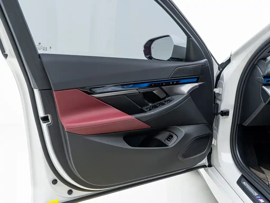 BMW i5 — фото 4