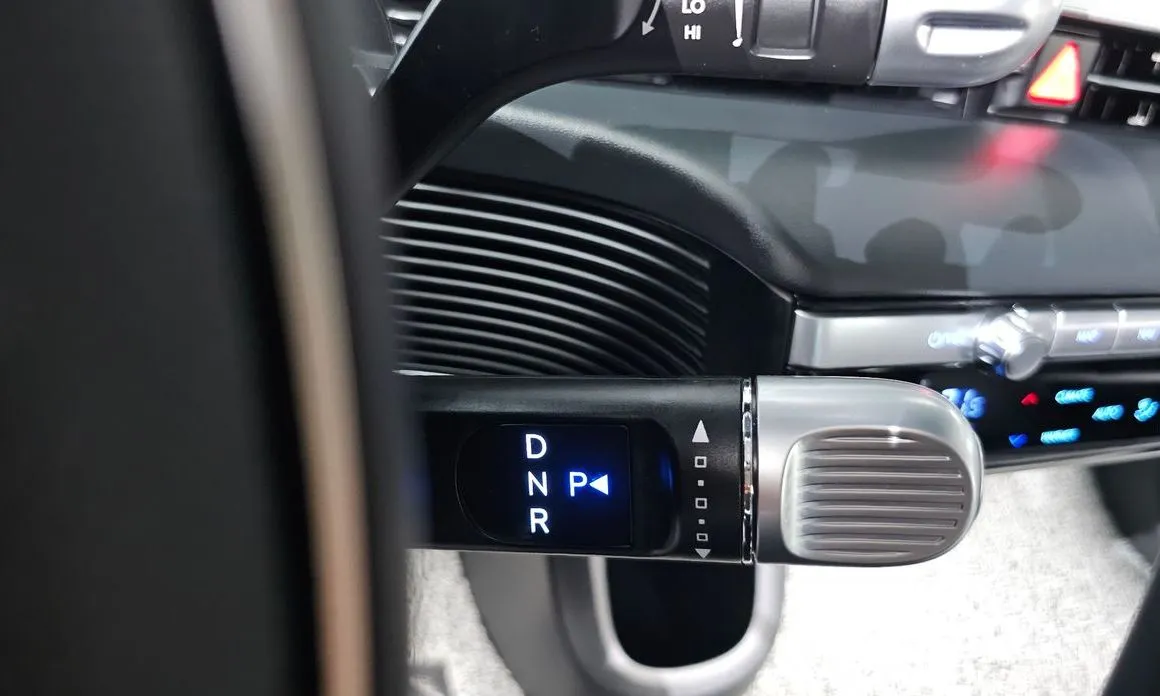 Hyundai Ioniq5 — фото 8