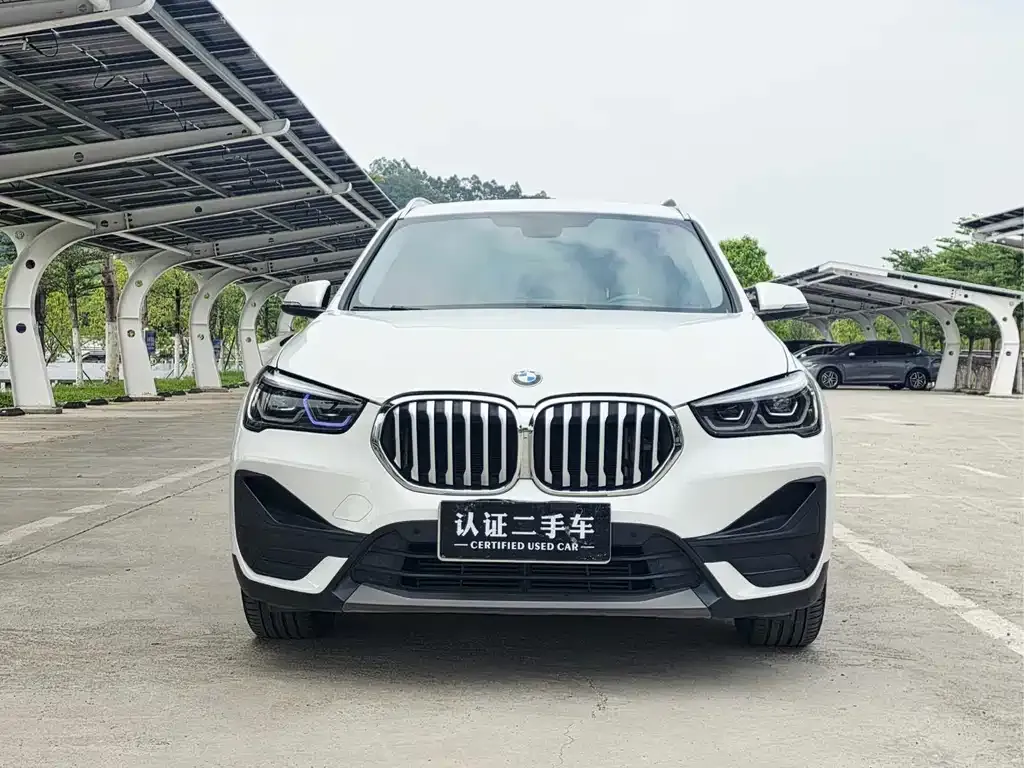 BMW X1 — фото 3